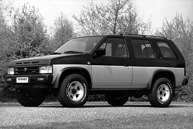Nissan Terrano 3.0 1990 photo - 2