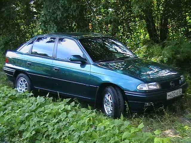 Opel Astra 1.2 1997 photo - 1