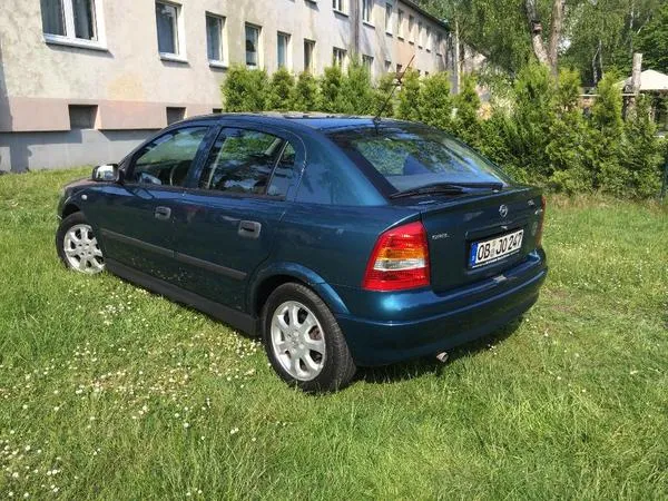 Opel Astra 1.2 2000 photo - 7