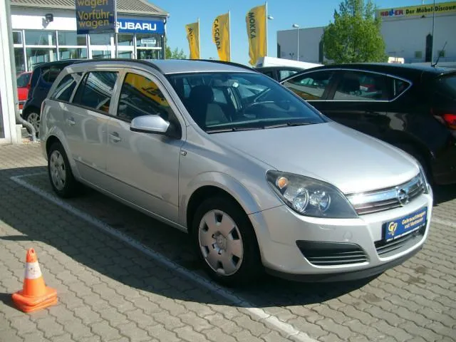 Opel Astra 1.3 2005 photo - 11
