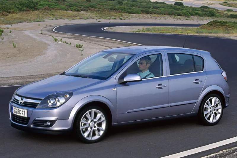 Opel Astra 1.3 2005 photo - 4