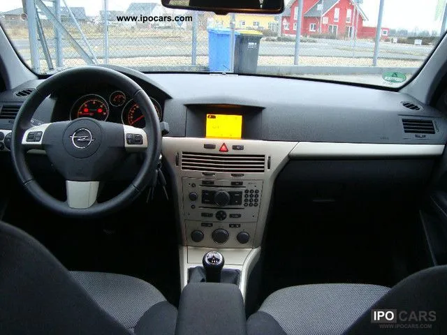 Opel Astra 1.3 2008 photo - 10