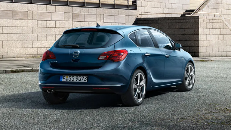 Opel Astra 1.3 2013 photo - 6