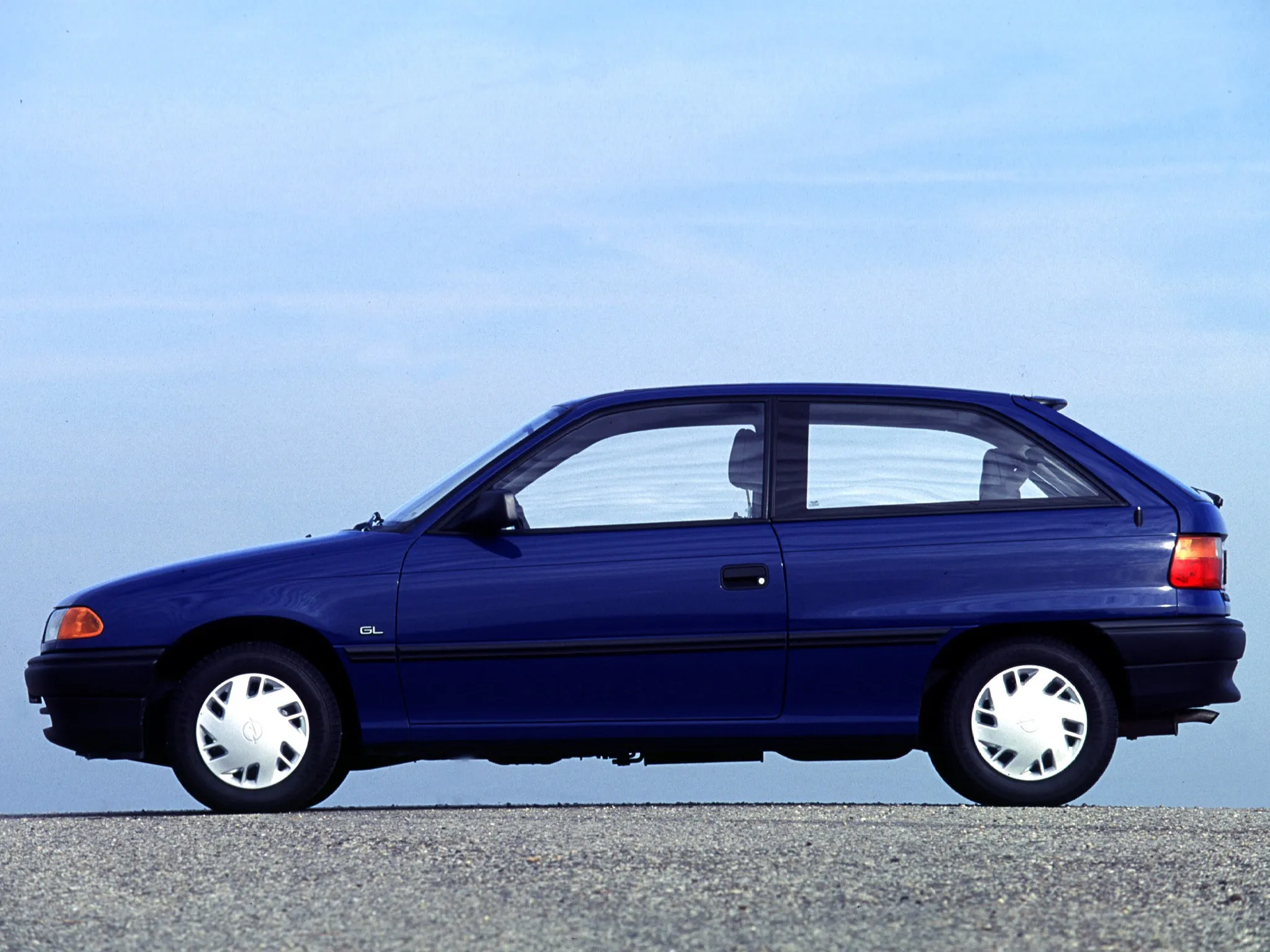 Opel Astra 1.4 1990 photo - 6
