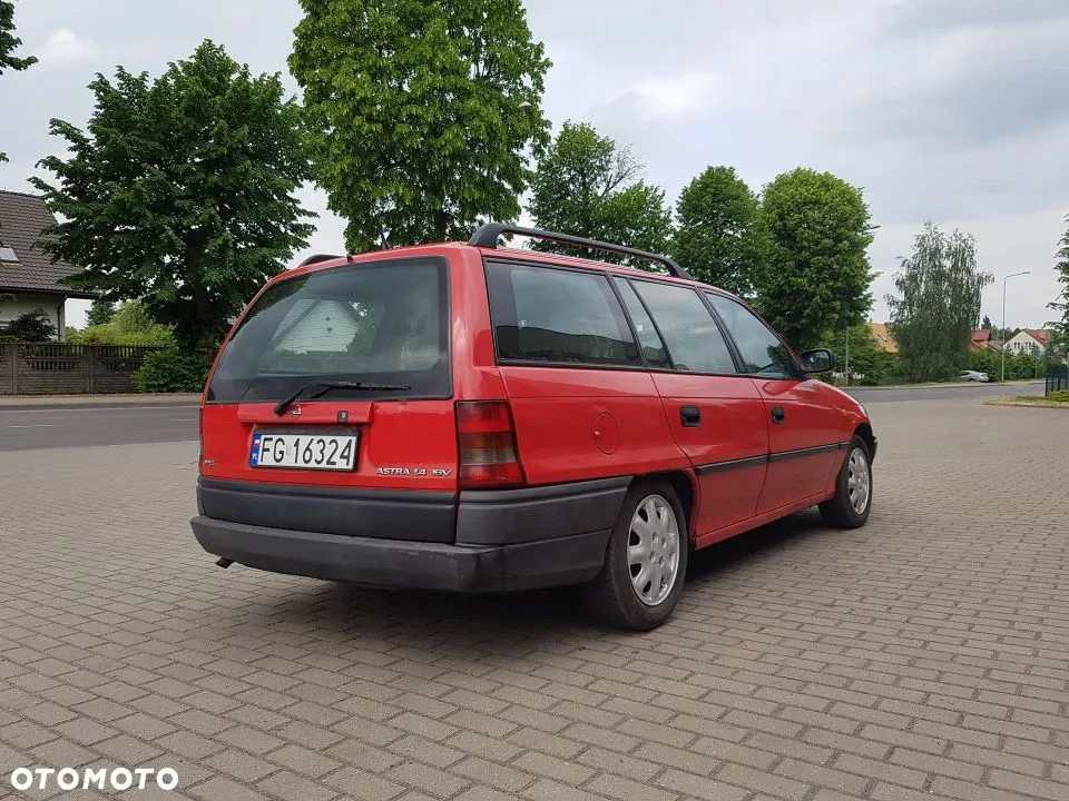 Opel Astra 1.4 1991 photo - 9