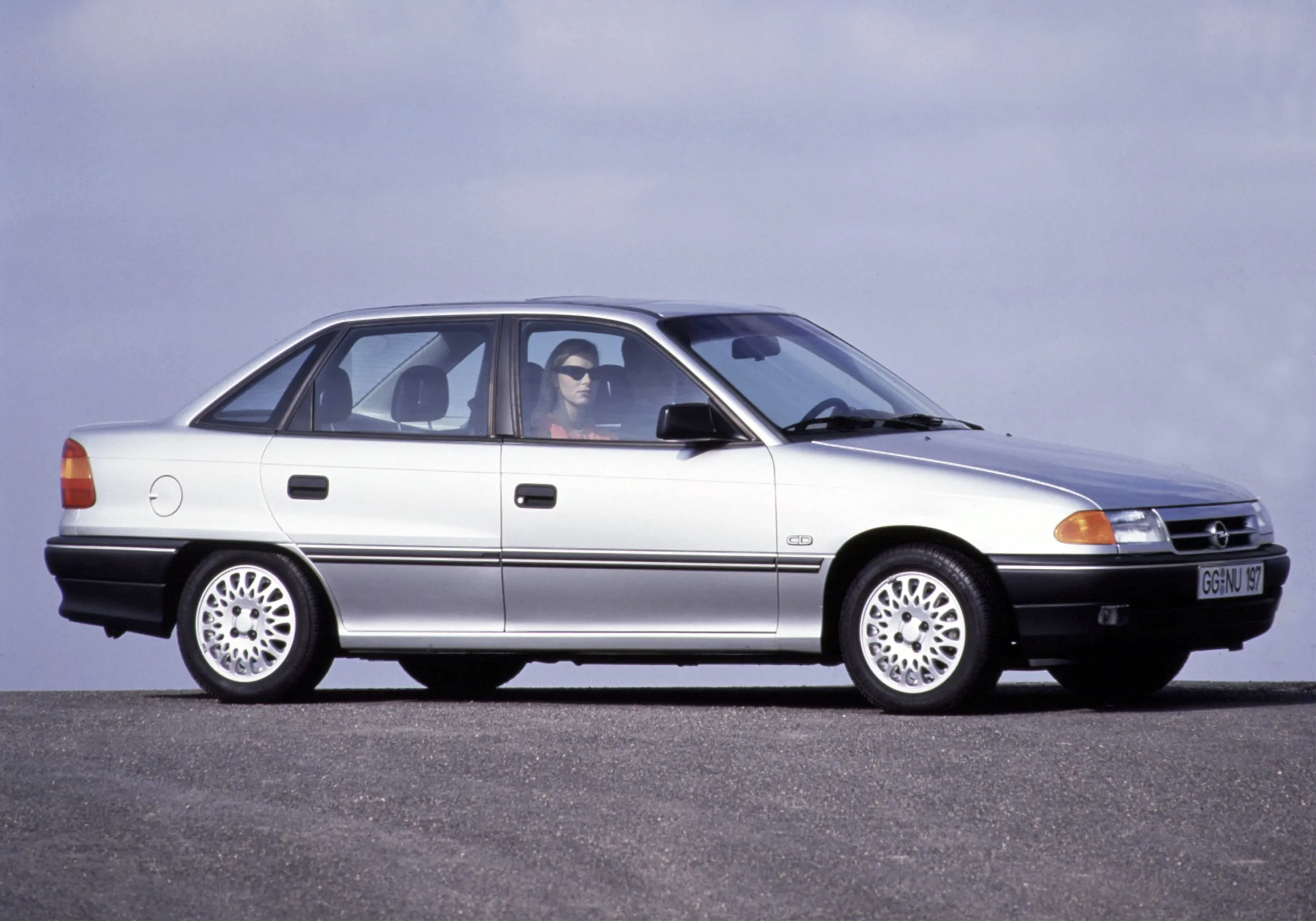 Opel Astra 1.4 1992 photo - 6