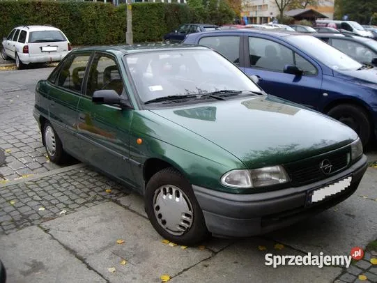 Opel Astra 1.4 1996 photo - 11