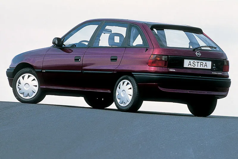 Opel Astra 1.4 1996 photo - 2