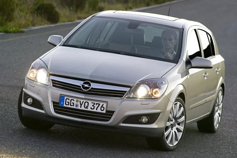 Opel Astra 1.4 2009 photo - 4