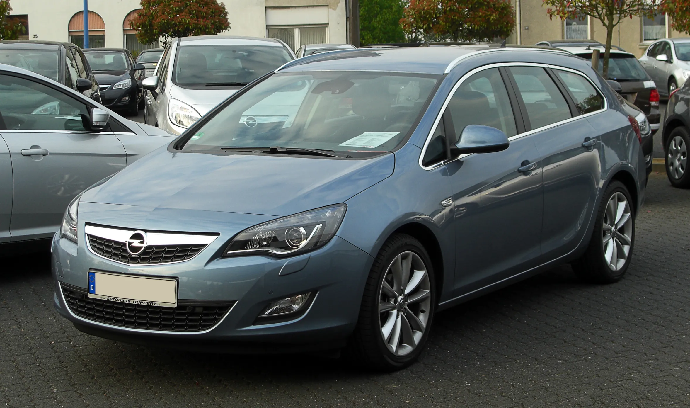 Opel Astra 1.4 2011 photo - 2