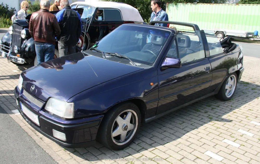 Opel Astra 1.6 1987 photo - 1