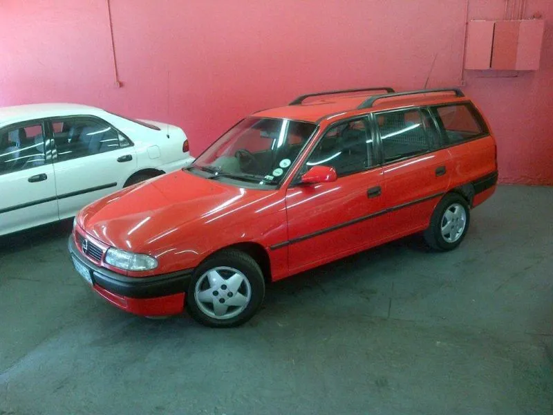 Opel Astra 1.6 1991 photo - 10