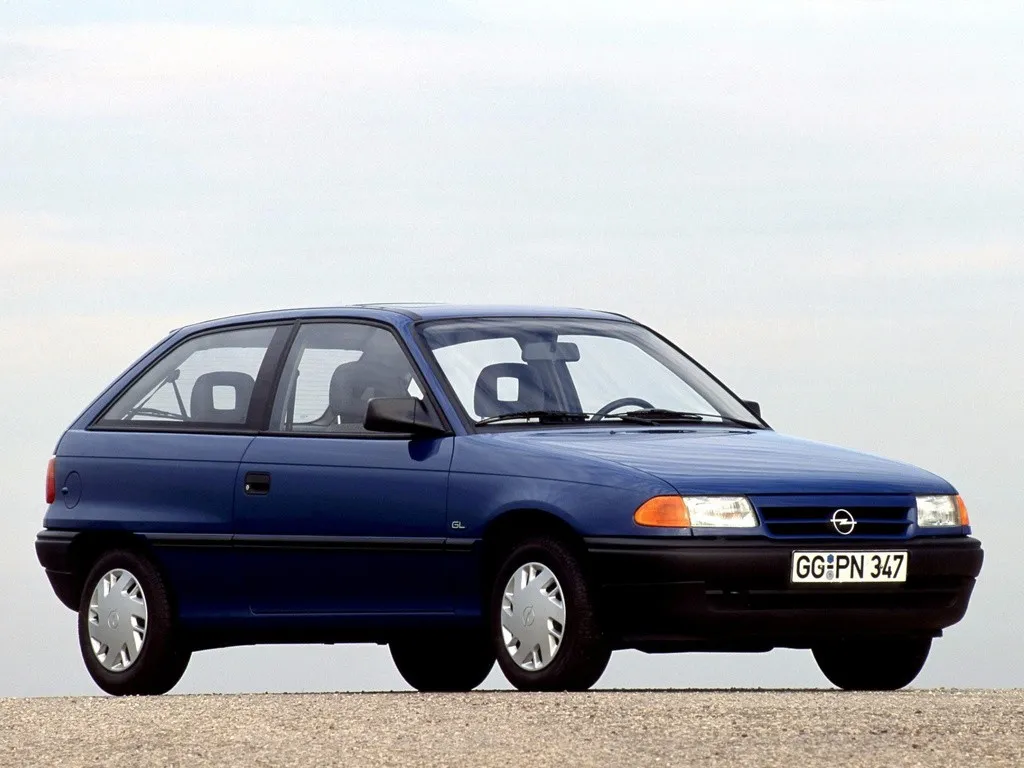 Opel Astra 1.6 1991 photo - 11