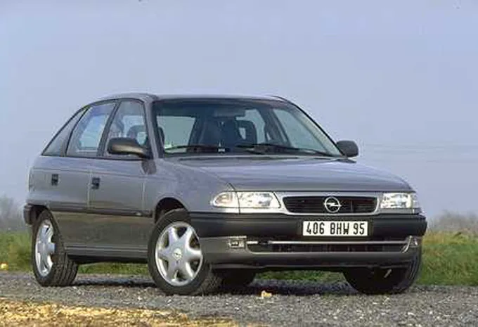 Opel Astra 1.6 1991 photo - 5