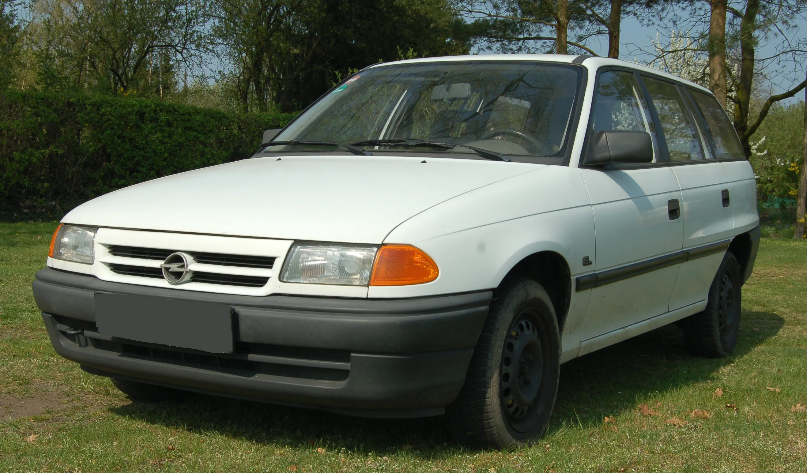 Opel Astra 1.6 1993 photo - 2