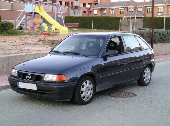 Opel Astra 1.6 1994 photo - 7