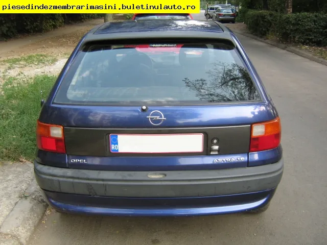 Opel Astra 1.6 1996 photo - 12