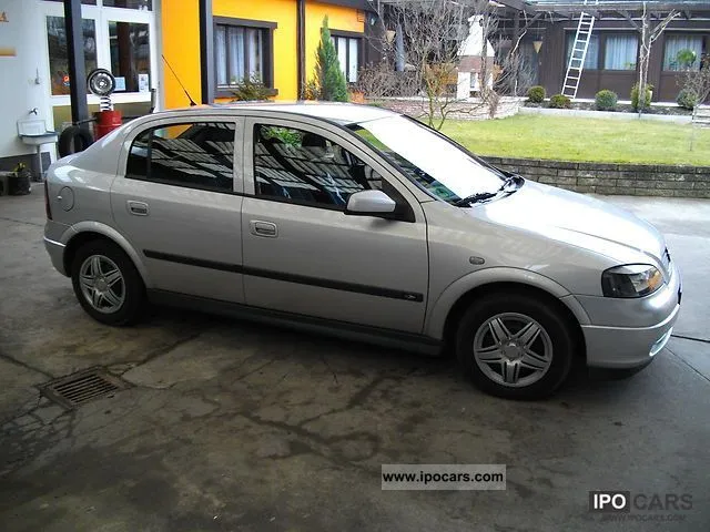 Opel Astra 1.6 2002 photo - 3