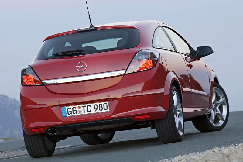 Opel Astra 1.6 2005 photo - 12