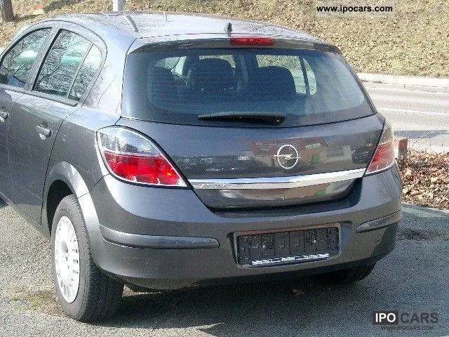Opel Astra 1.6 2009 photo - 7