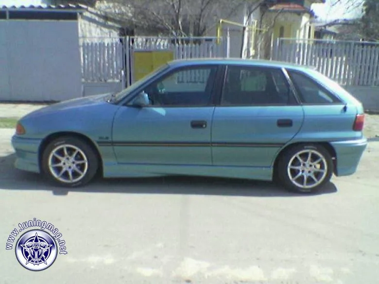 Opel Astra 1.7 1993 photo - 12