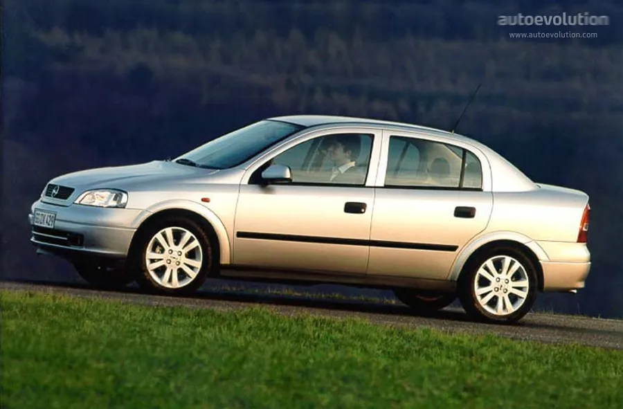 Opel Astra 1.7 1998 photo - 2