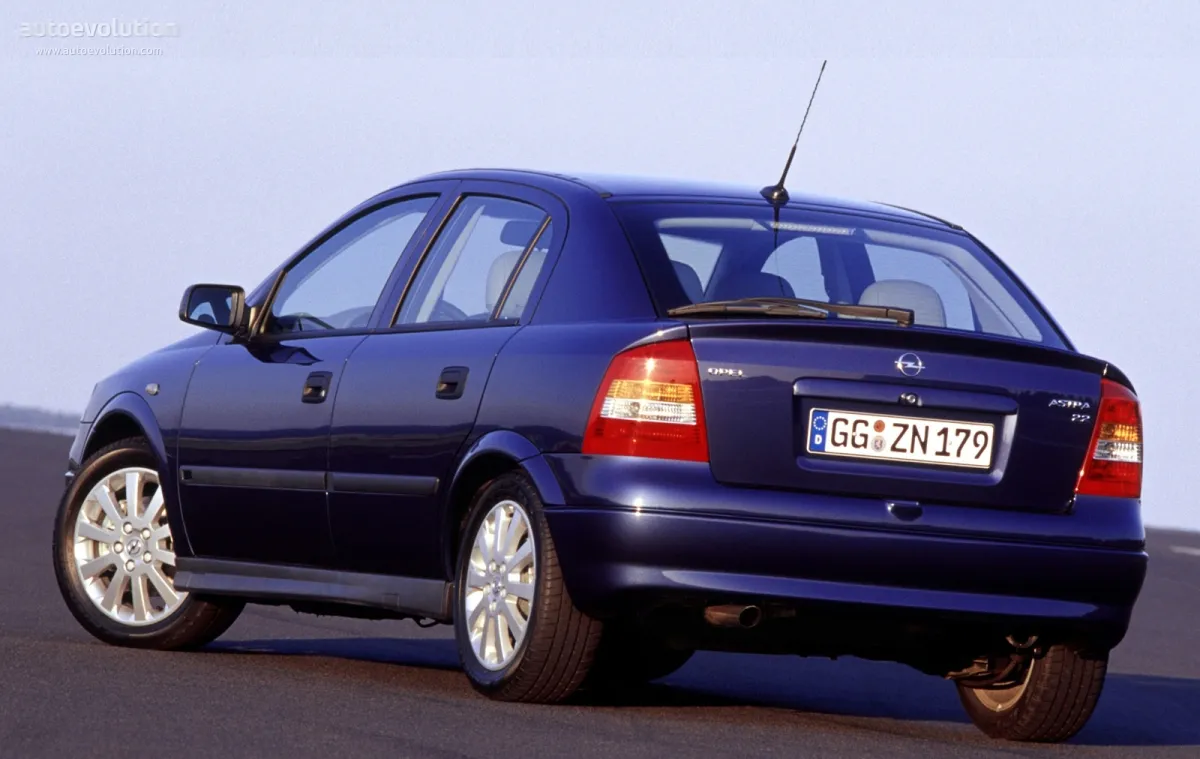 Opel Astra 1.7 2001 photo - 12