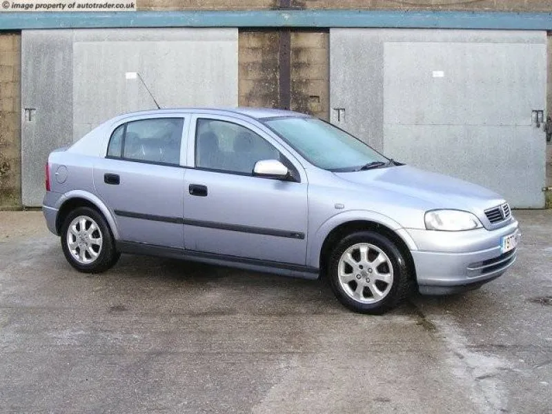 Opel Astra 1.7 2003 photo - 5