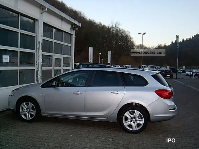 Opel Astra 1.7 2012 photo - 4