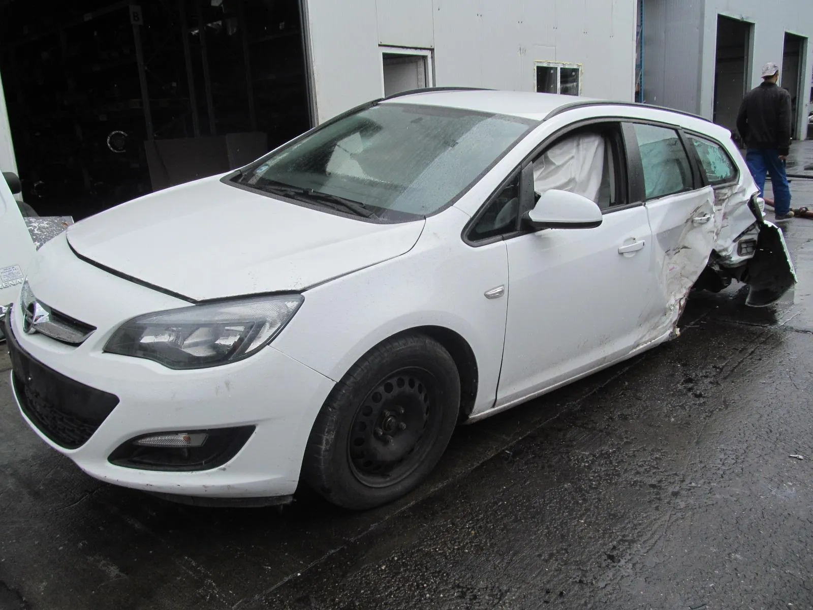 Opel Astra 1.7 2014 photo - 11