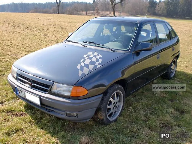 Opel Astra 1.8 1992 photo - 1