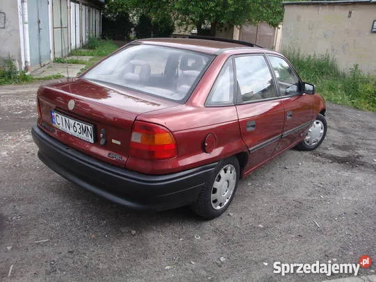 Opel Astra 1.8 1993 photo - 12