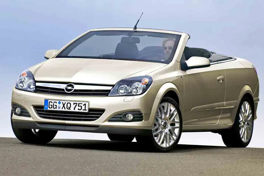 Opel Astra 1.9 2009 photo - 12