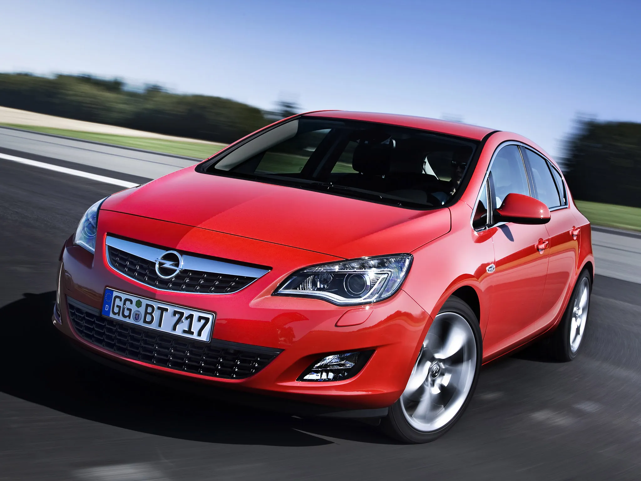 Opel Astra 1.9 2011 photo - 10