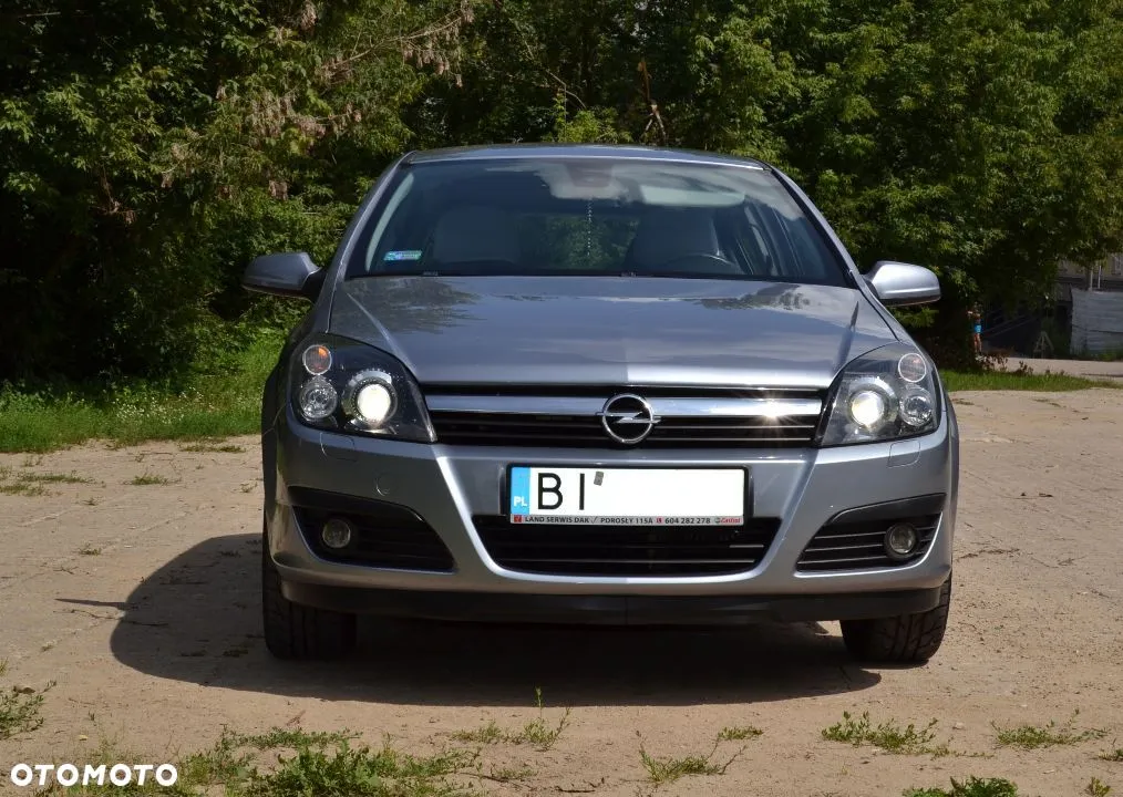 Opel Astra 1.9 2014 photo - 10