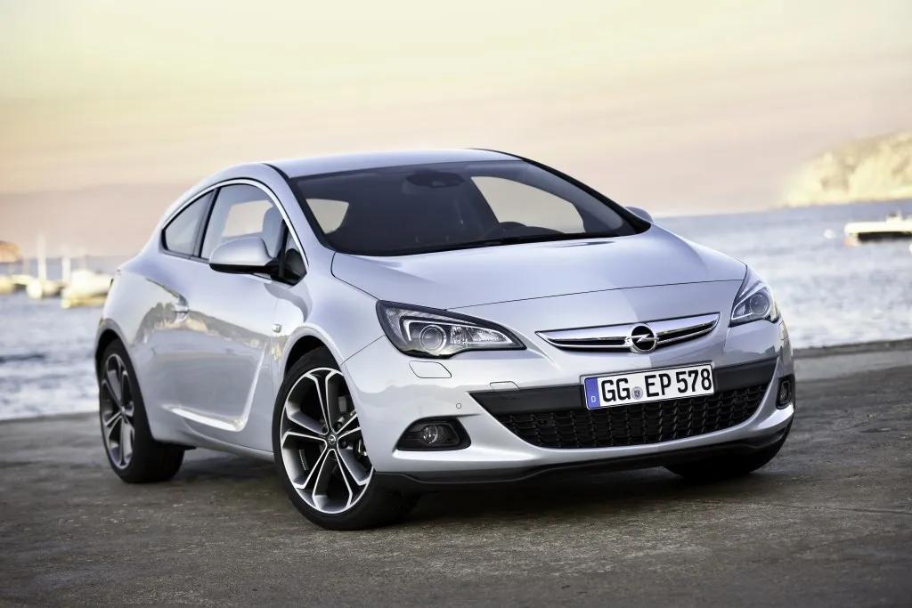 Opel Astra 1.9 2014 photo - 4
