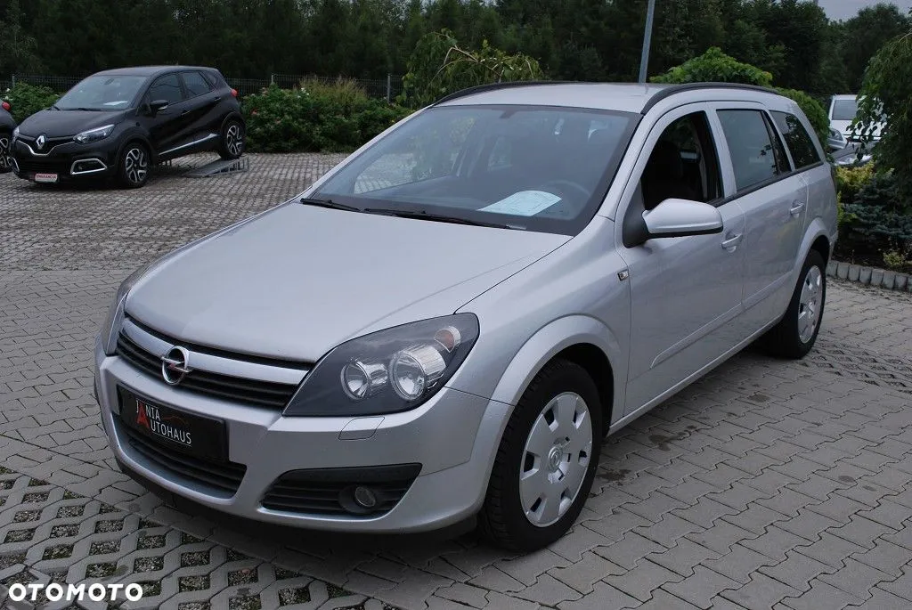 Opel Astra 1.9 2014 photo - 8