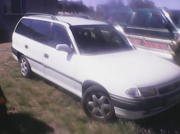 Opel Astra 2.0 1996 photo - 3