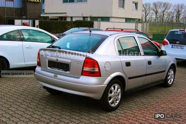 Opel Astra 2.0 2001 photo - 4