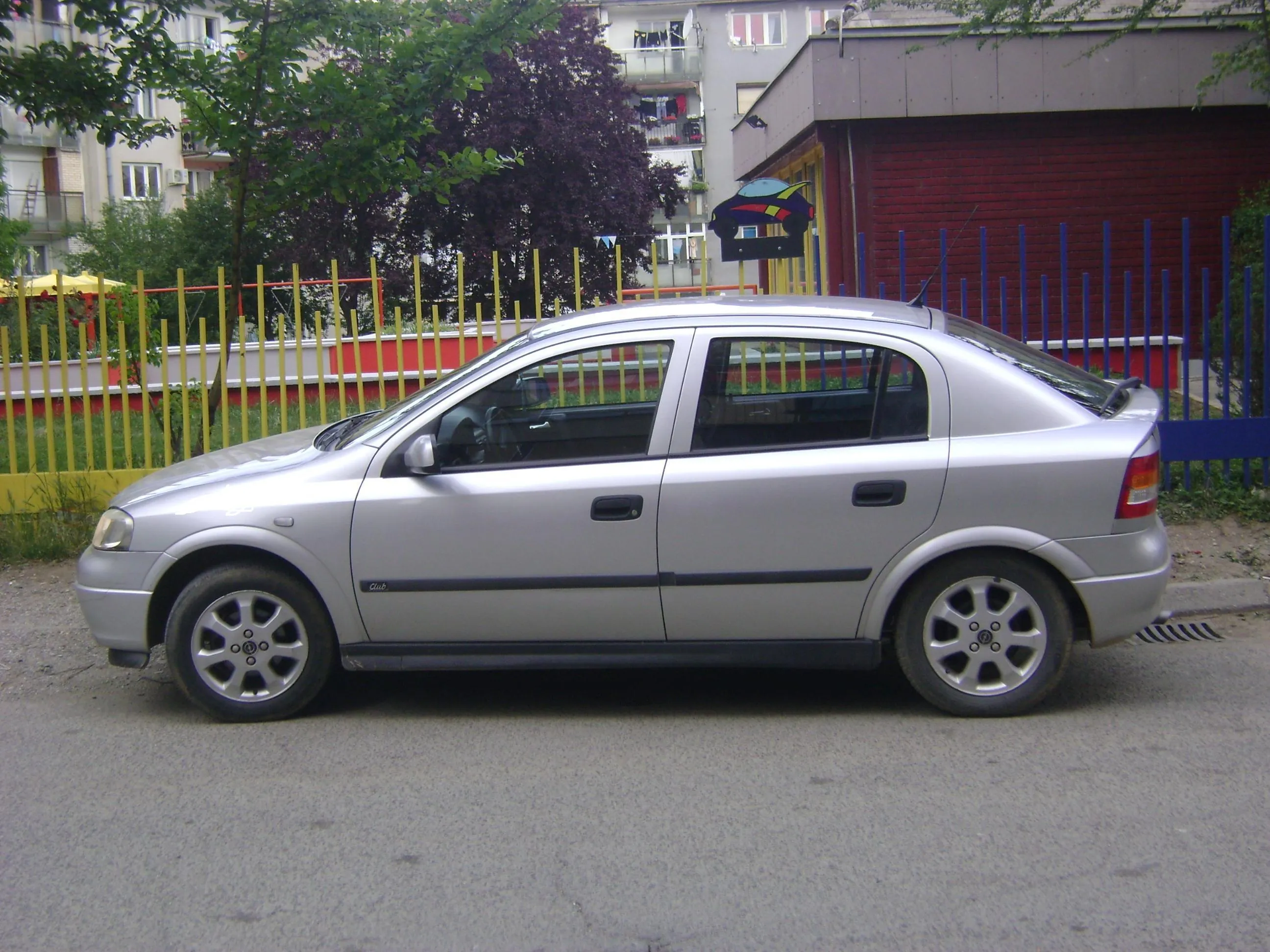 Opel Astra 2.0 2001 photo - 5