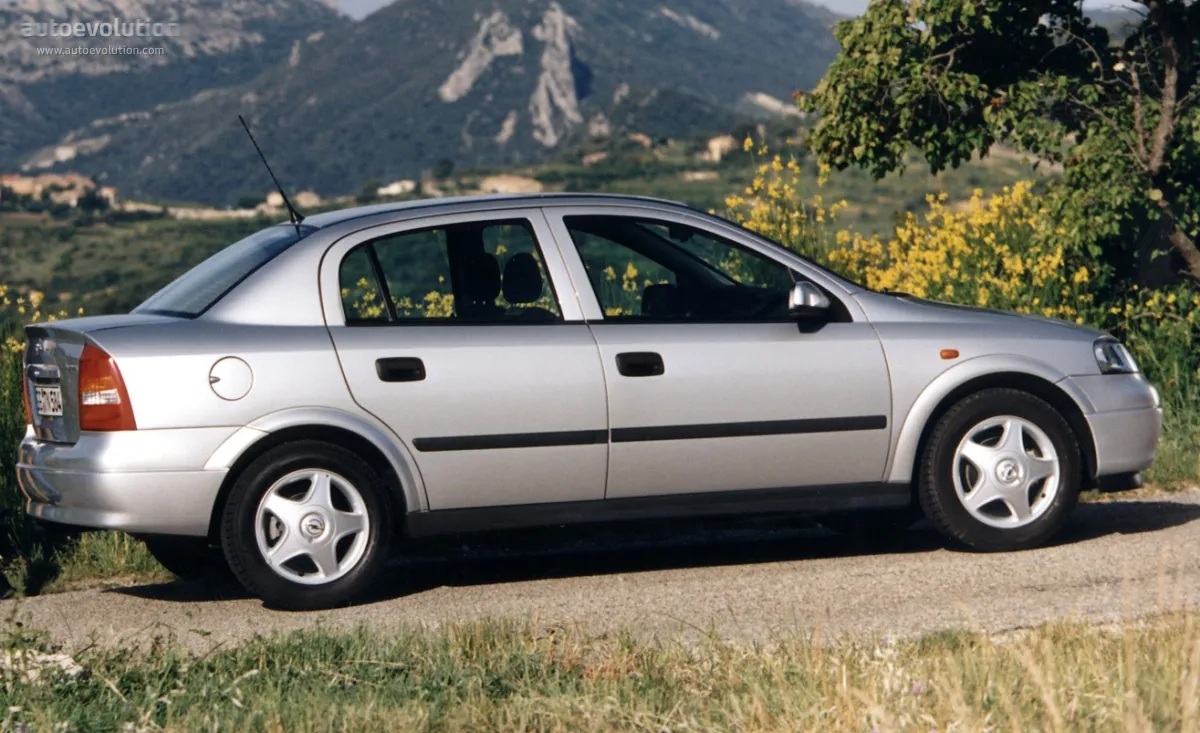 Opel Astra 2.2 1998 photo - 5