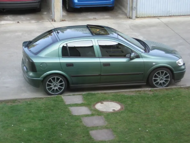 Opel Astra 2.2 1999 photo - 6