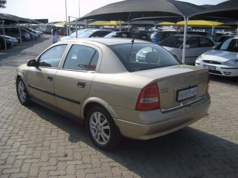 Opel Astra 2.2 2003 photo - 7