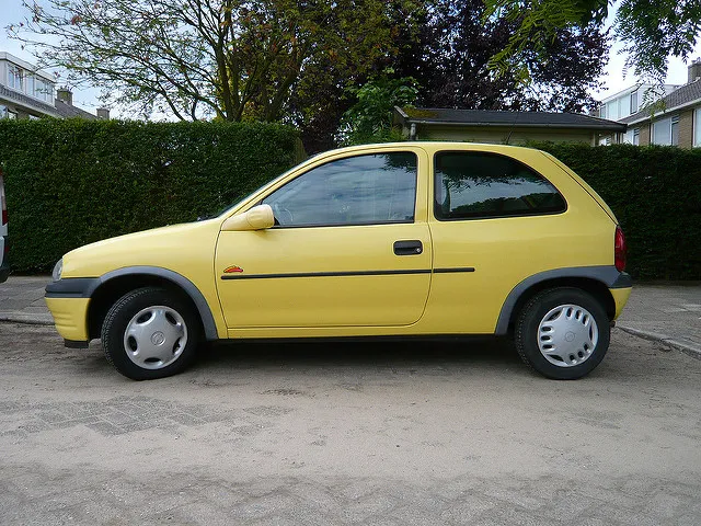 Opel Corsa 1.0 1996 photo - 4