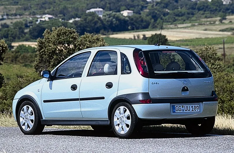 Opel Corsa 1.0 2001 photo - 1