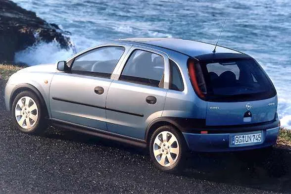 Opel Corsa 1.0 2001 photo - 6