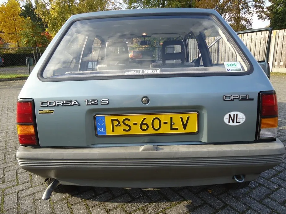 Opel Corsa 1.2 1986 photo - 2