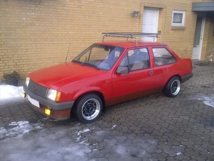 Opel Corsa 1.4 1987 photo - 1