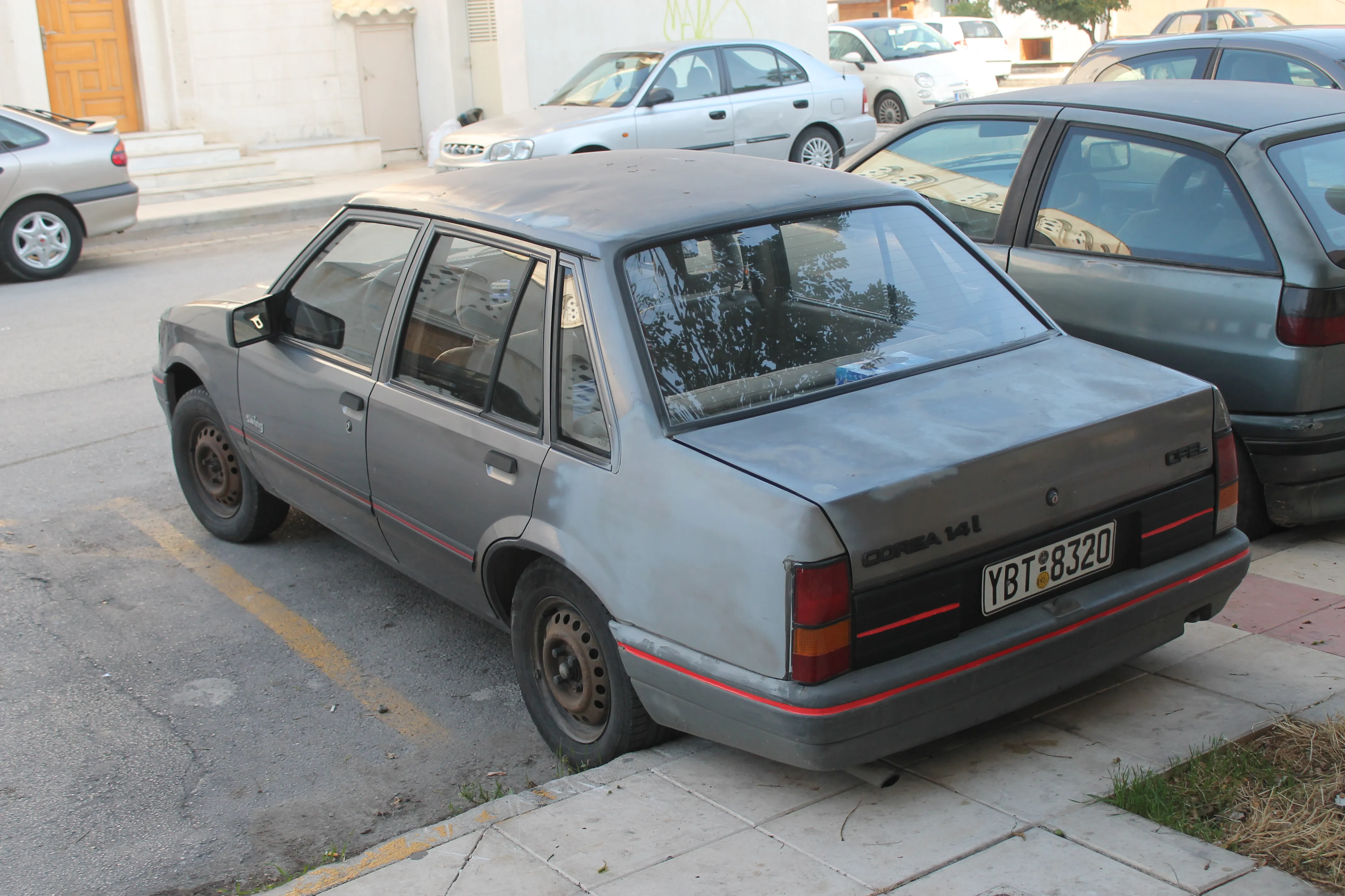 Opel Corsa 1.4 1990 photo - 4