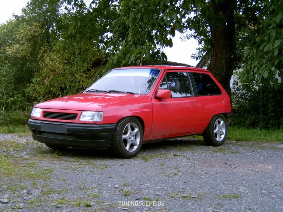 Opel Corsa 1.4 1992 photo - 10